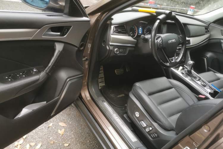 Used Haval H7 2017 Red-Label H7 2.0T Automatic Luxury Model Driver Seat