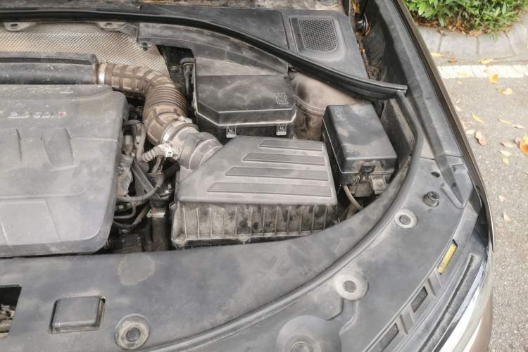 Used Haval H7 2017 Red-Label H7 2.0T Automatic Luxury Model Engine Bay Left
