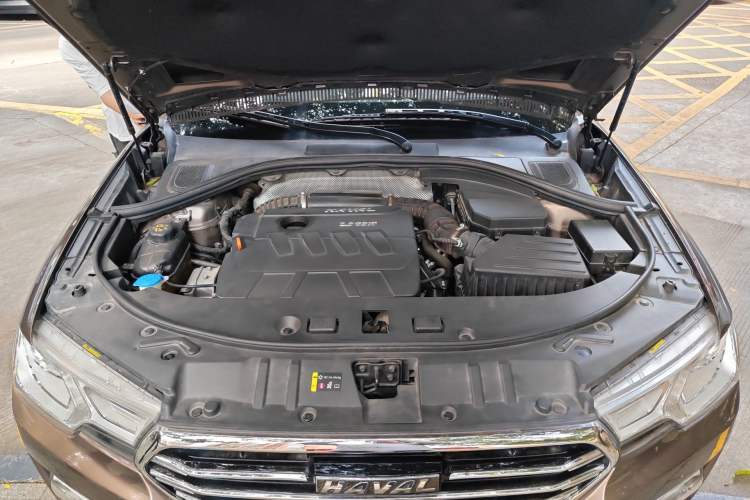 Used Haval H7 2017 Blue Label H7L 2.0T Automatic Prestige Model Engine Bay