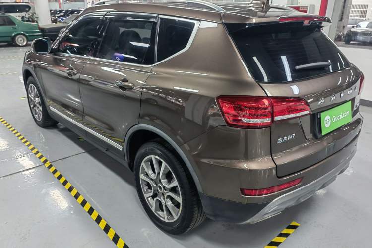 Used Haval H7 2017 Red-Label H7 2.0T Automatic Luxury Model Exterior 7
