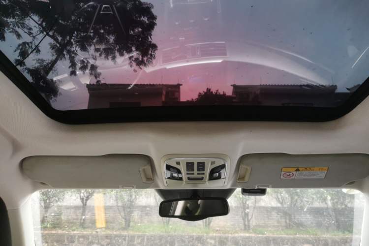 Used Haval H7 2017 Red-Label H7 2.0T Automatic Luxury Model Headliner