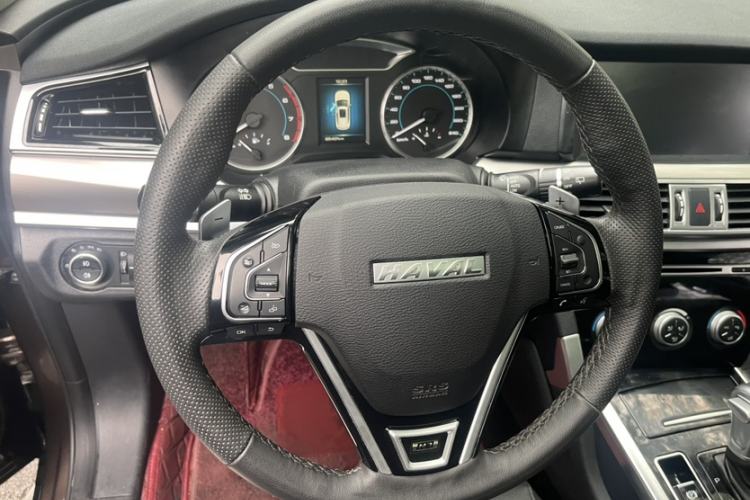 Used Haval H7 2017 Red-Label H7L 2.0T Automatic Luxury Model Interior 1