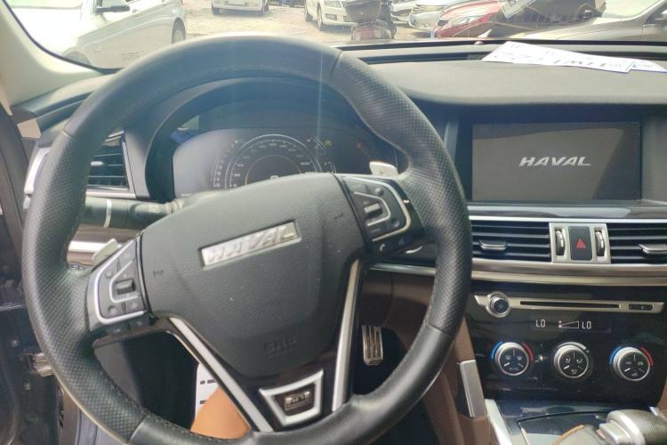 Used Haval H7 2017 Red-Label H7 2.0T Automatic Prestige Model Interior 3