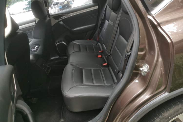 Used Haval H7 2017 Red-Label H7 2.0T Automatic Luxury Model Left Rear Seat