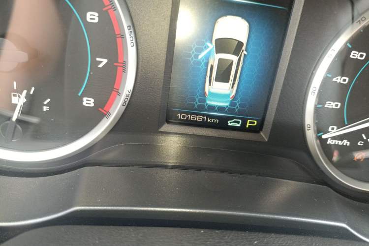 Used Haval H7 2017 Red-Label H7 2.0T Automatic Luxury Model Odometer Close Up