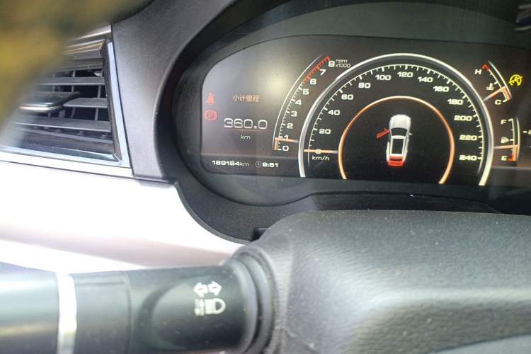 Used Haval H7 2017 Red-Label H7 2.0T Automatic Prestige Model Odometer Close Up