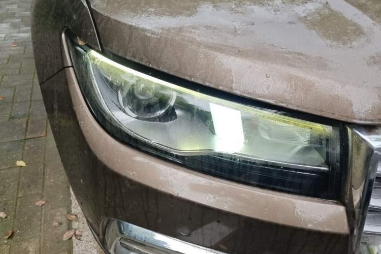 Used Haval H7 2017 Red-Label H7 2.0T Automatic Luxury Model Right Front Headlight