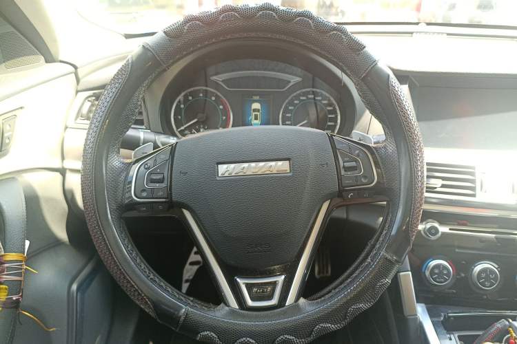 Used Haval H7 2017 Red-Label H7 2.0T Automatic Luxury Model Steering Wheel