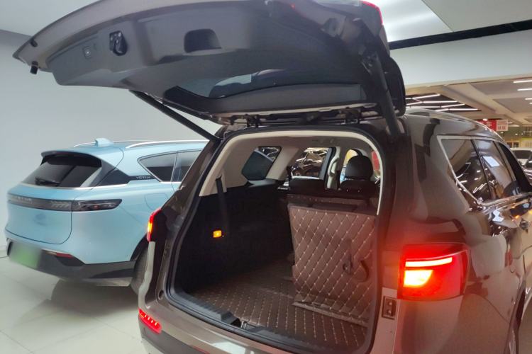 Used Haval H7 2017 Blue-Label H7L 2.0T Automatic Luxury Model Trunk