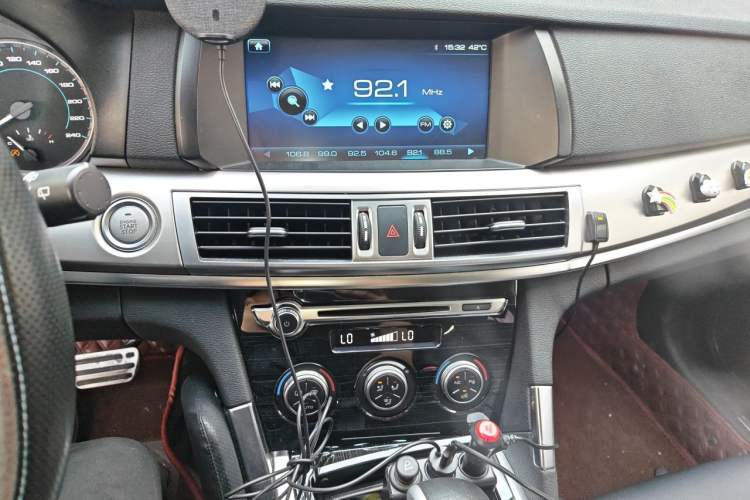 Used Haval H7 2017 Blue-Label H7L 2.0T Automatic Luxury Model Audio And AC Panel