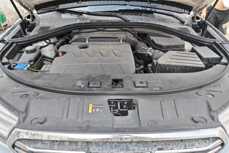 Used Haval H7 2017 Blue-Label H7L 2.0T Automatic Luxury Model Engine Bay