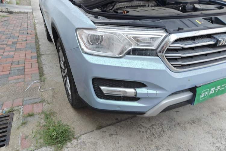 Used Haval H7 2017 Blue-Label H7L 2.0T Automatic Luxury Model Right Front Headlight