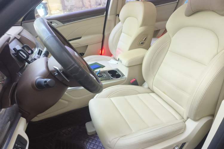 Used Haval H7 2017 Red-Label H7 2.0T Automatic Prestige Model Left Front Seat