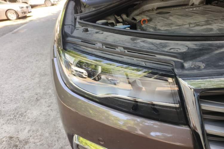 Used Haval H7 2017 Red-Label H7 2.0T Automatic Prestige Model Right Front Headlight