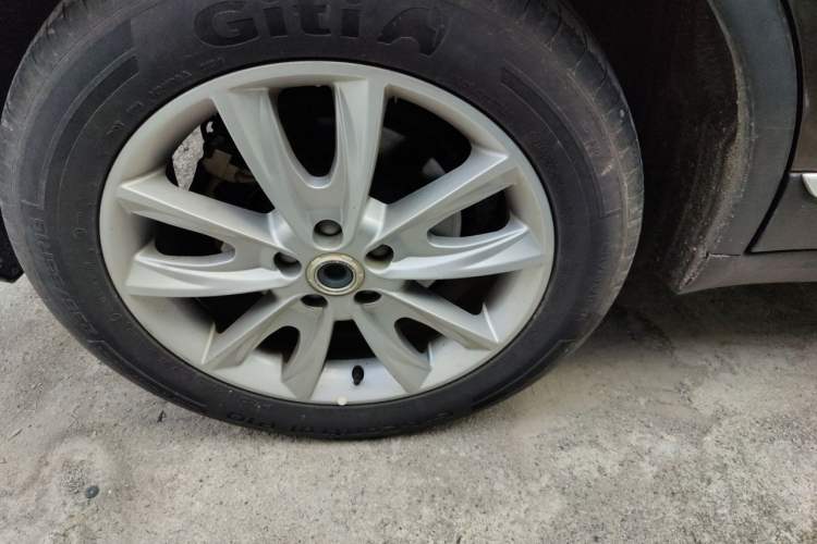 Used Haval H7 2017 Blue-Label H7L 2.0T Automatic Luxury Model Right Front Wheel Hub