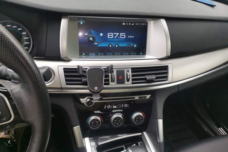 Used Haval H7 2017 Red-Label H7 2.0T Automatic Luxury Model Audio And AC Panel
