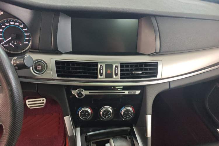Used Haval H7 2017 Red-Label H7L 2.0T Automatic Luxury Model Audio And AC Panel