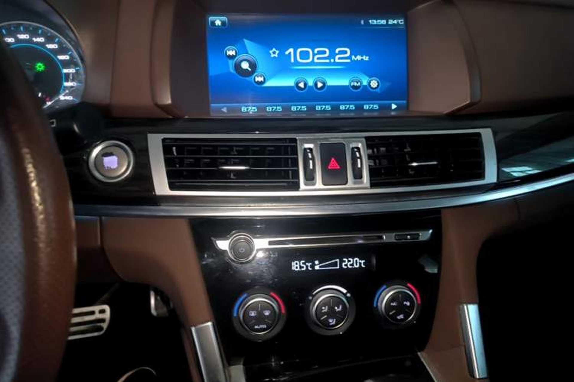 Used Haval H7 2017 Blue-Label H7L 2.0T Automatic Luxury Model Audio And AC Panel