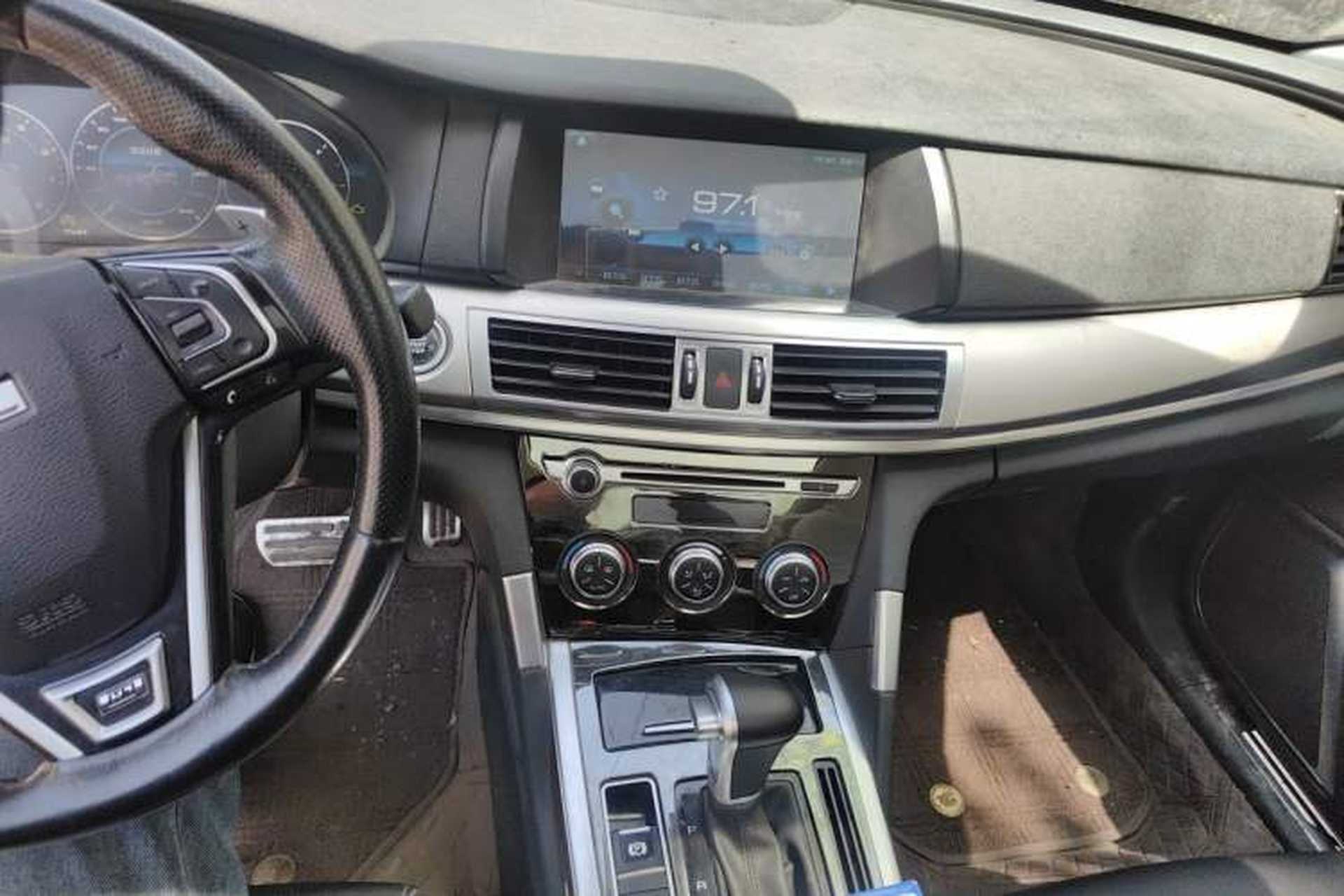 Used Haval H7 2017 Red-Label H7 2.0T Automatic Prestige Model Audio And AC Panel
