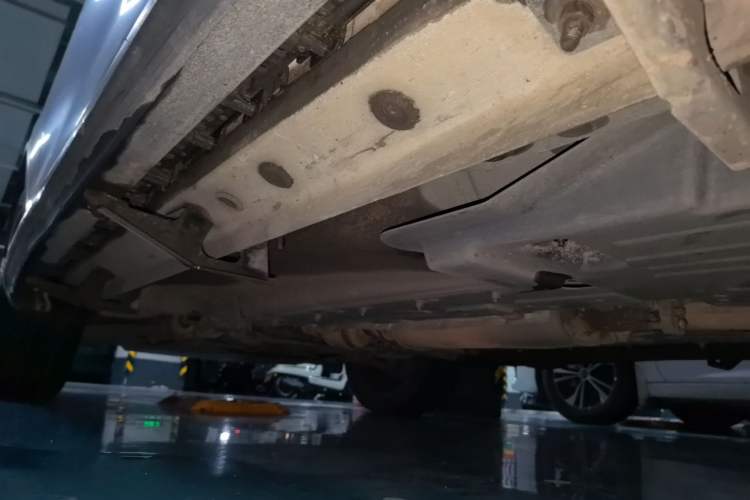 Used Haval H7 2017 Red-Label H7 2.0T Automatic Prestige Model Chassis Rear Left