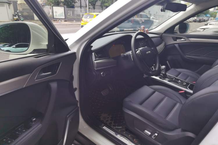Used Haval H7 2017 Blue Label H7L 2.0T Automatic Prestige Model Driver Seat
