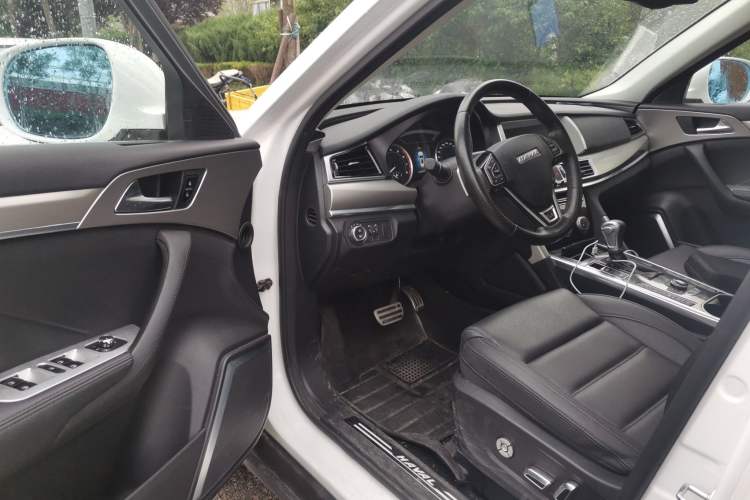 Used Haval H7 2017 Red-Label H7 2.0T Automatic Luxury Model Driver Seat