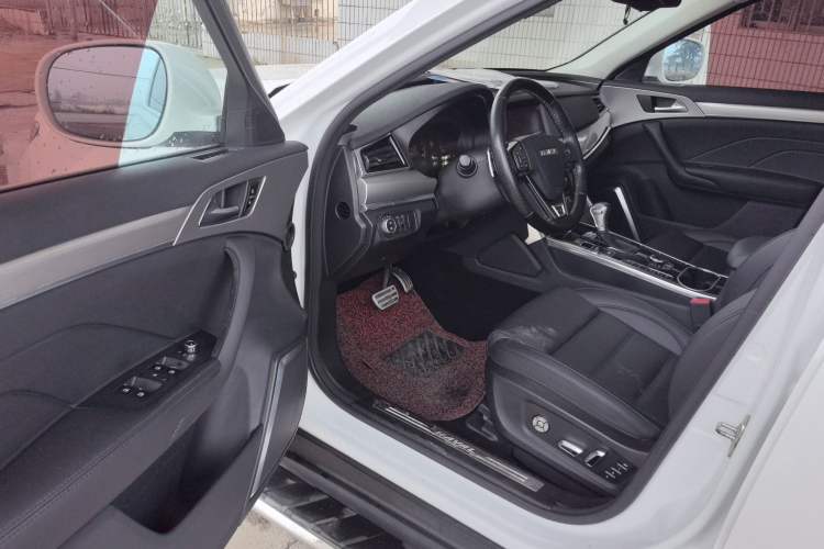 Used Haval H7 2017 Red-Label H7 2.0T Automatic Prestige Model Driver Seat
