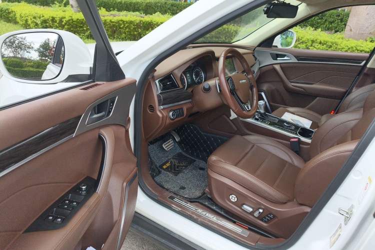 Used Haval H7 2017 Red-Label H7 2.0T Automatic Luxury Model Driver Seat
