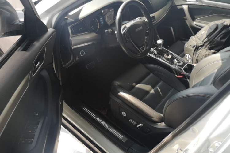 Used Haval H7 2017 Red-Label H7L 2.0T Automatic Luxury Model Driver Seat