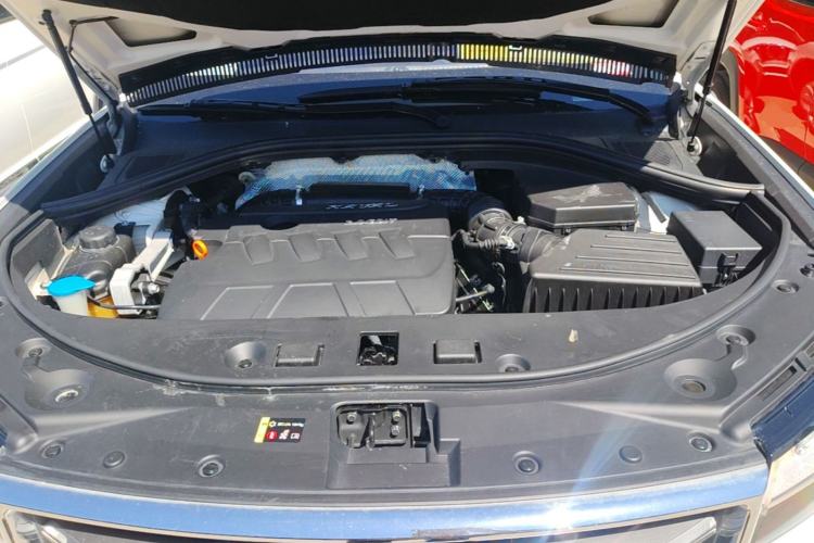 Used Haval H7 2017 Red-Label H7 2.0T Automatic Luxury Model Engine Bay