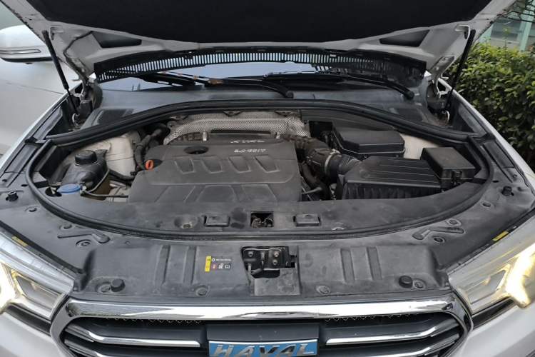 Used Haval H7 2017 Blue Label H7L 2.0T Automatic Prestige Model Engine Bay