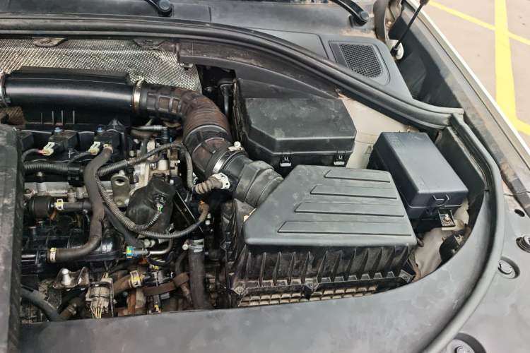 Used Haval H7 2017 Red-Label H7 2.0T Automatic Luxury Model Engine Bay Left