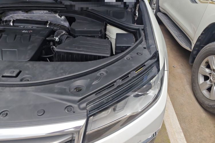 Used Haval H7 2017 Red-Label H7 2.0T Automatic Luxury Model Engine Bay Left