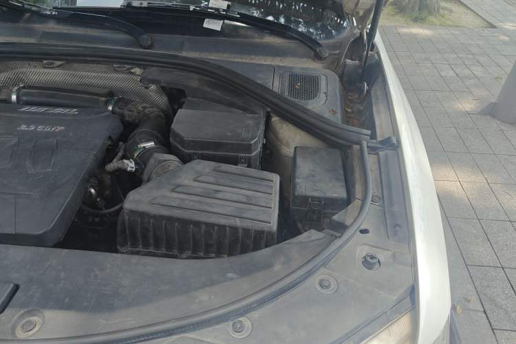 Used Haval H7 2017 Blue Label H7L 2.0T Automatic Prestige Model Engine Bay Left