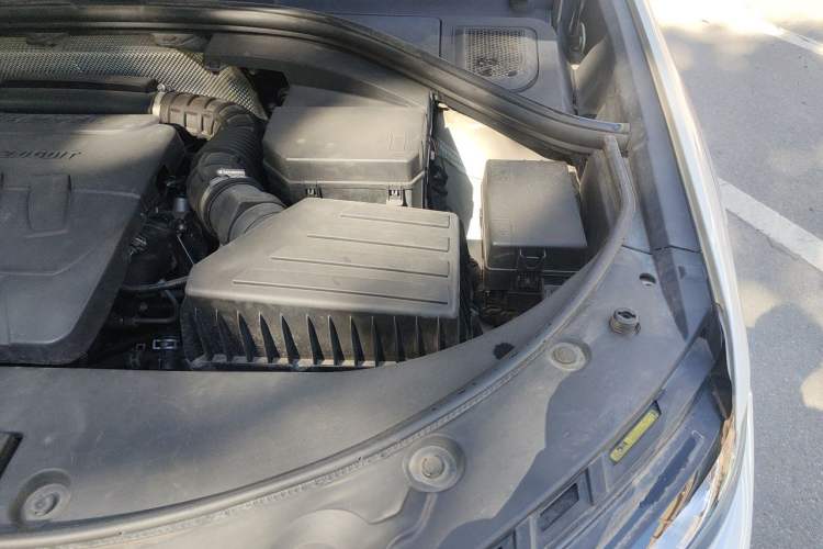 Used Haval H7 2017 Red-Label H7L 2.0T Automatic Luxury Model Engine Bay Left