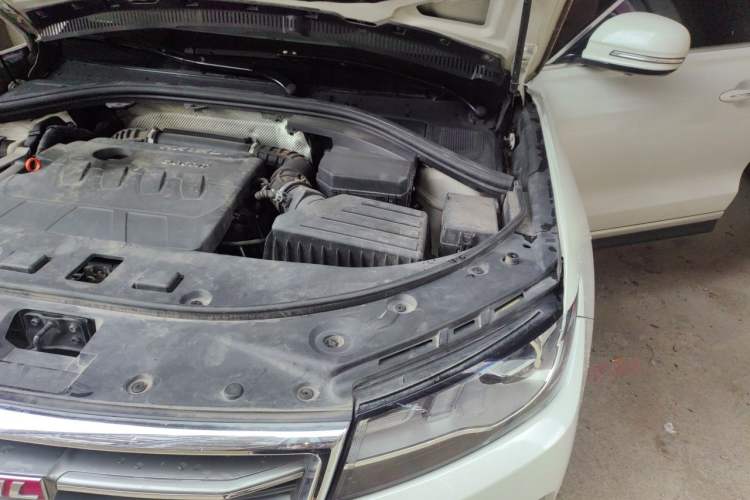 Used Haval H7 2017 Red-Label H7 2.0T Automatic Prestige Model Engine Bay Left