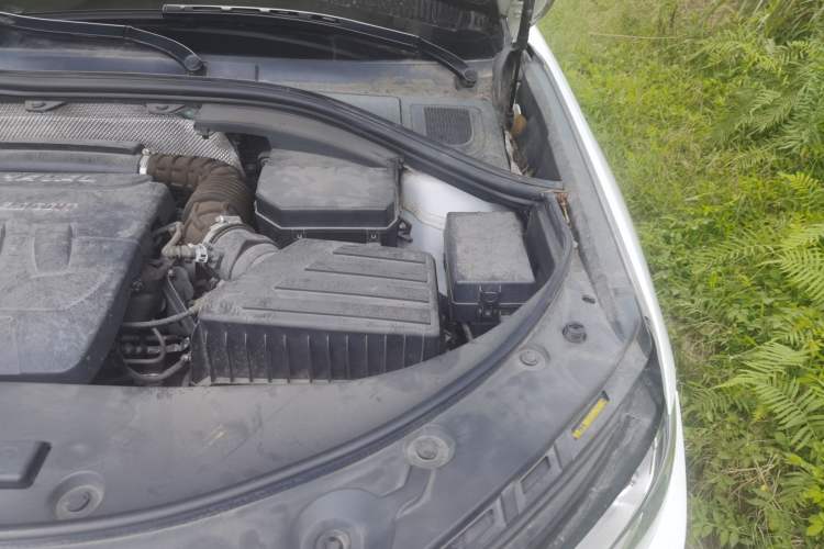 Used Haval H7 2017 Red-Label H7 2.0T Automatic Prestige Model Engine Bay Left
