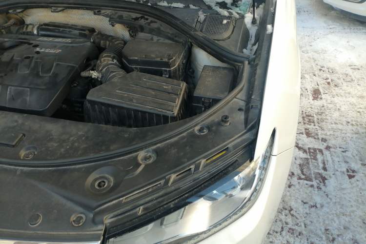 Used Haval H7 2017 Red-Label H7 2.0T Automatic Luxury Model Engine Bay Left
