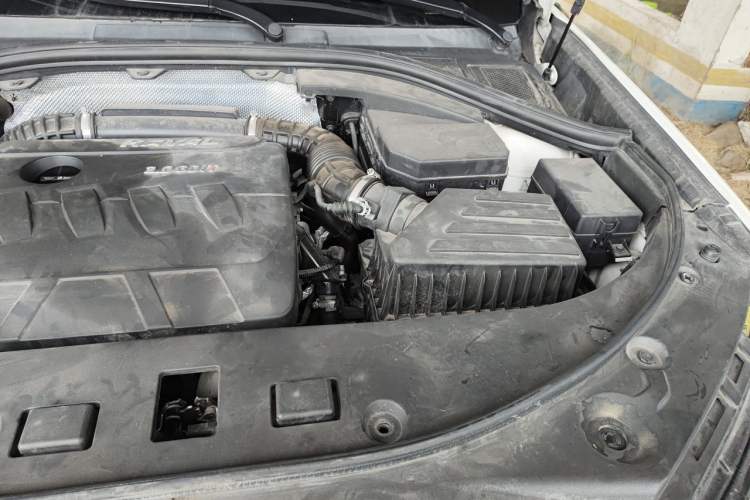 Used Haval H7 2017 Red-Label H7 2.0T Automatic Luxury Model Engine Bay Left