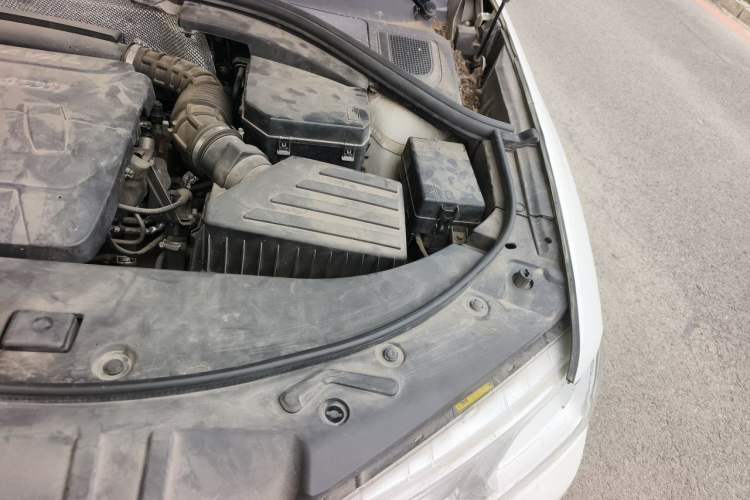 Used Haval H7 2017 Blue-Label H7L 2.0T Automatic Luxury Model Engine Bay Left