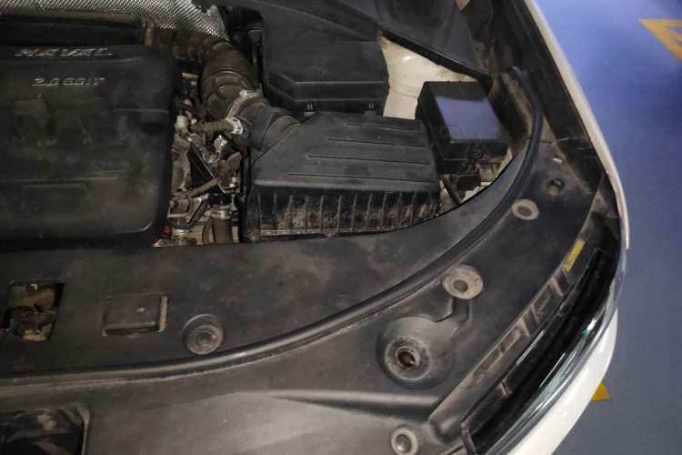Used Haval H7 2017 Red-Label H7L 2.0T Automatic Luxury Model Engine Bay Left