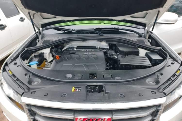 Used Haval H7 2017 Red-Label H7 2.0T Automatic Luxury Model Engine Bay