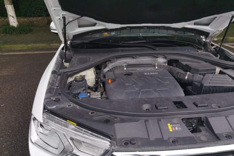 Used Haval H7 2017 Blue Label H7L 2.0T Automatic Prestige Model Engine Bay Right