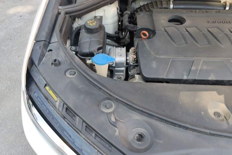 Used Haval H7 2017 Red-Label H7L 2.0T Automatic Luxury Model Engine Bay Right