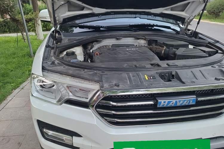 Used Haval H7 2017 Blue-Label H7L 2.0T Automatic Luxury Model Engine Bay Right
