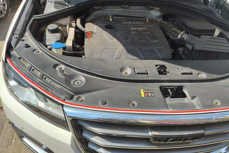 Used Haval H7 2017 Red-Label H7 2.0T Automatic Luxury Model Engine Bay Right