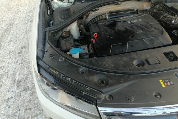 Used Haval H7 2017 Red-Label H7 2.0T Automatic Luxury Model Engine Bay Right