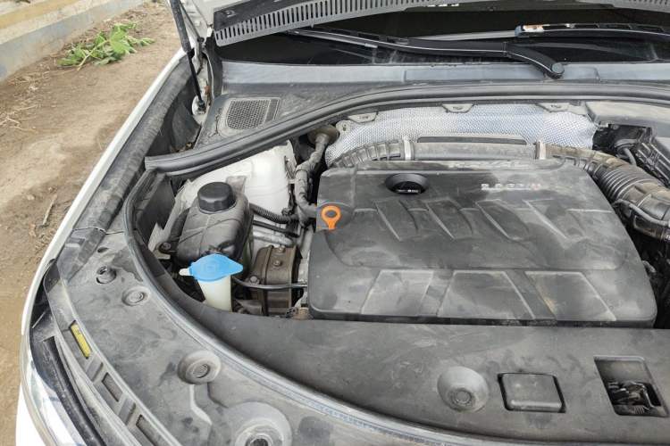 Used Haval H7 2017 Red-Label H7 2.0T Automatic Luxury Model Engine Bay Right