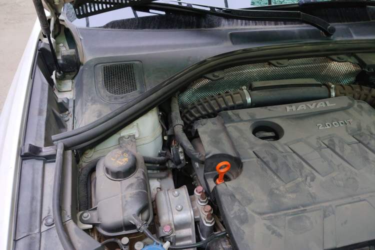 Used Haval H7 2017 Blue-Label H7L 2.0T Automatic Luxury Model Engine Bay Right