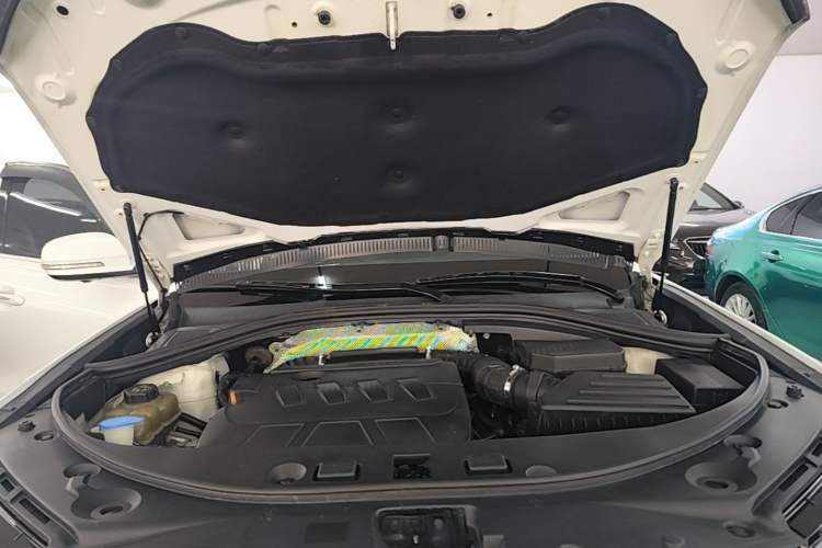 Used Haval H7 2017 Red-Label H7L 2.0T Automatic Prestige Model Engine Bay